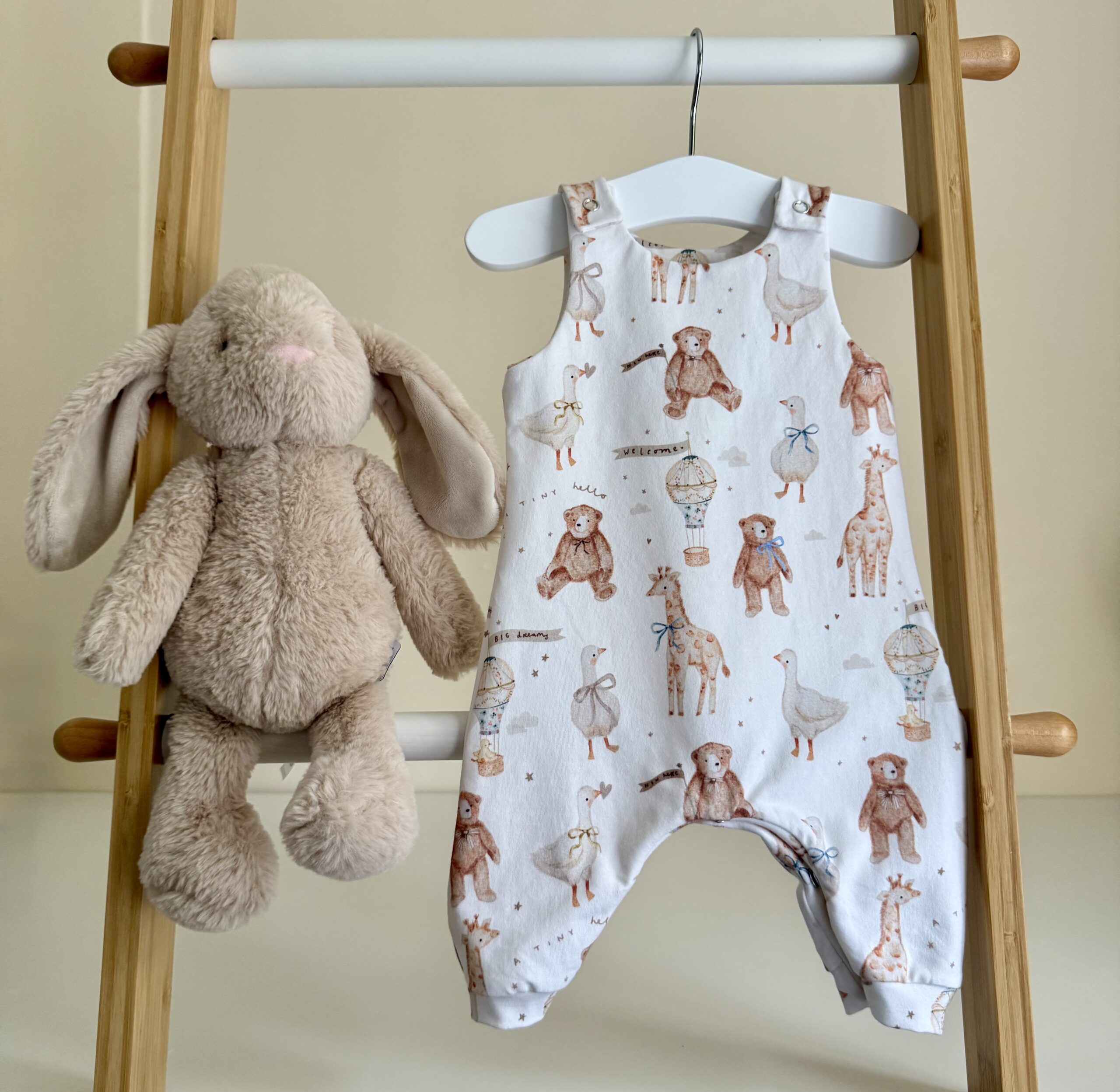 Understanding Sizing for Twins: When They Don’t Match